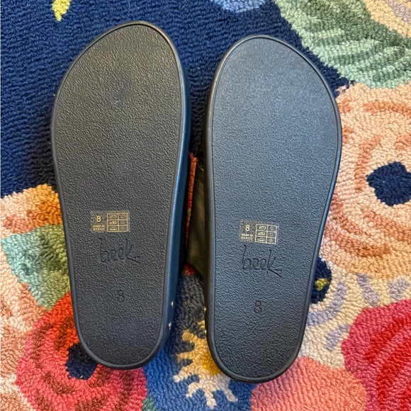 Beek Rhea Slides Platform Sandals - Picture 4 of 4